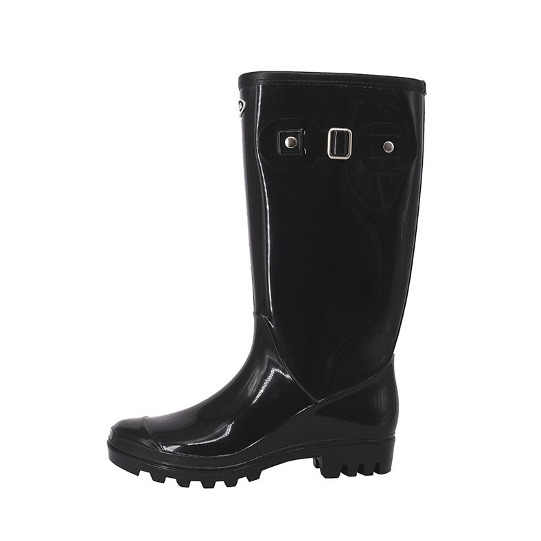 BOTA-DE-AGUA-ALQUIMIA-MUJER