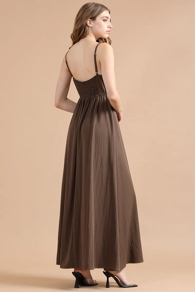 Luisa Vestido Largo con Escote en V y Corte Flowy